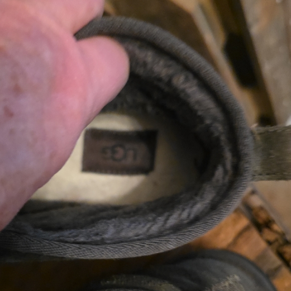 UGG Men's Charcoal Gray Boots - Picture 9 of 16
